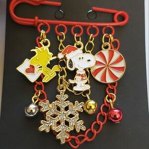 Handmade Christmas Holiday Snoopy Woodstock Safety Pin Charm Brooch